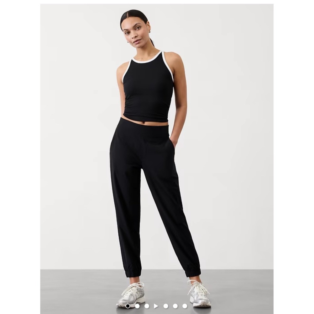 ATHLETA Brooklyn Legacy Mid‎ Rise Jogger Active Travel Size 6 Black #530631 NWOT